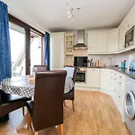 Apartament Rothay *